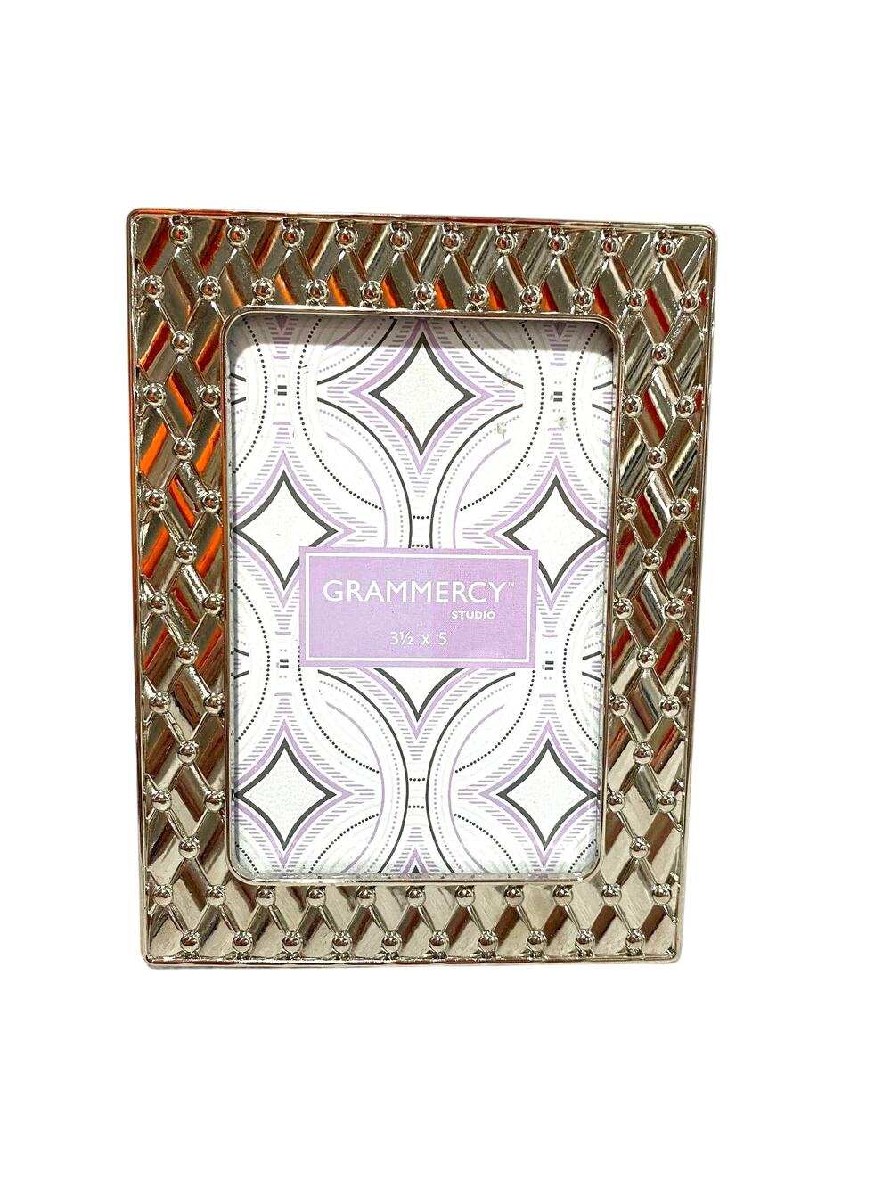 Grammercy Studio picture frame for 3.5" x 5" photograph shiny texture silvertone